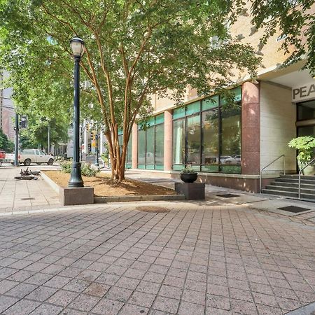 1 Bedroom Downtown Condo Amazing Location*Self Check-In** Атланта Экстерьер фото
