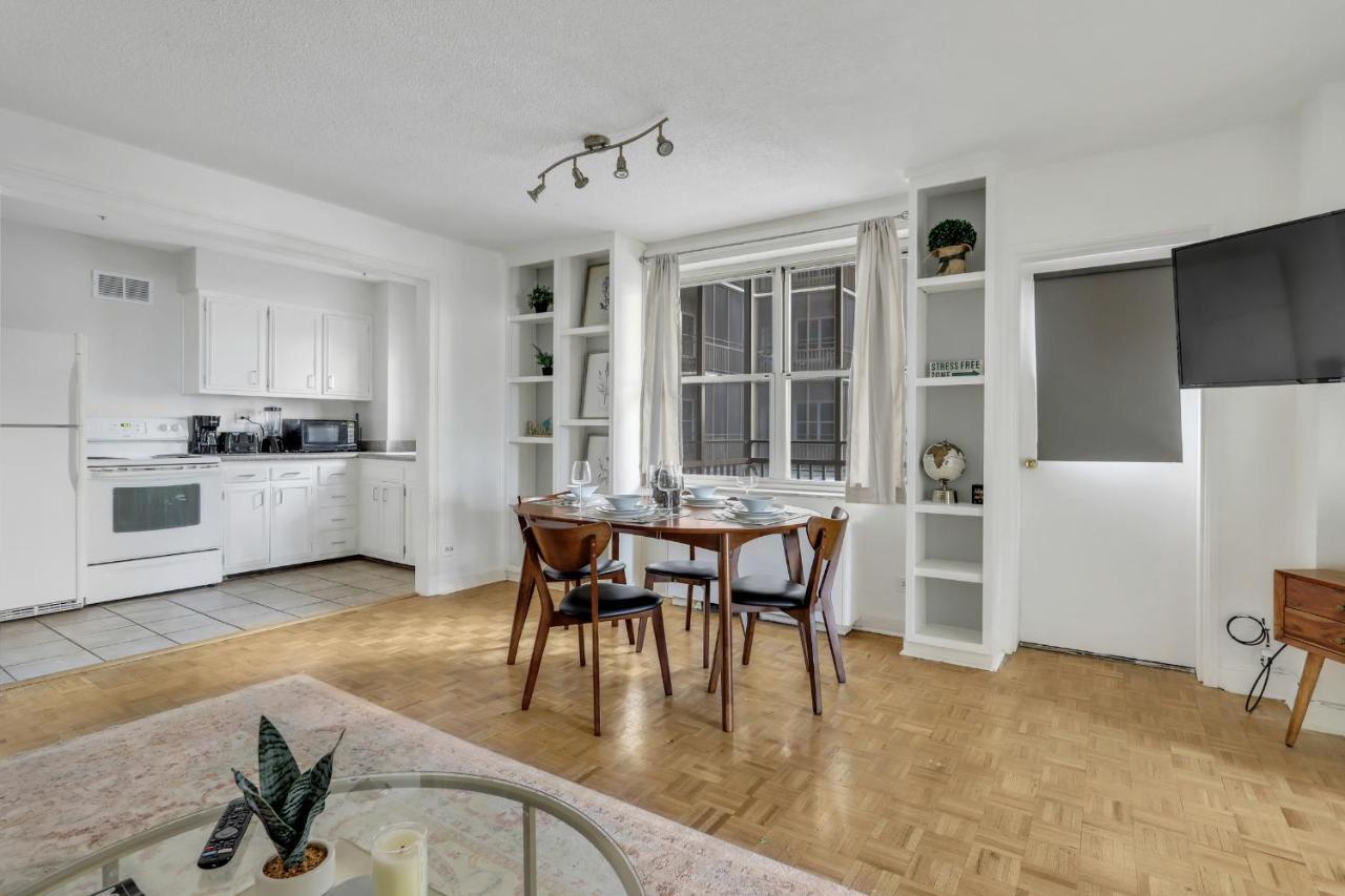 1 Bedroom Downtown Condo Amazing Location*Self Check-In** Атланта Экстерьер фото