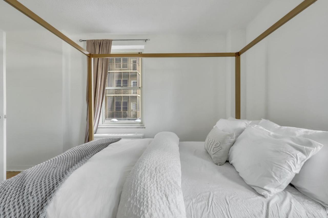 1 Bedroom Downtown Condo Amazing Location*Self Check-In** Атланта Экстерьер фото