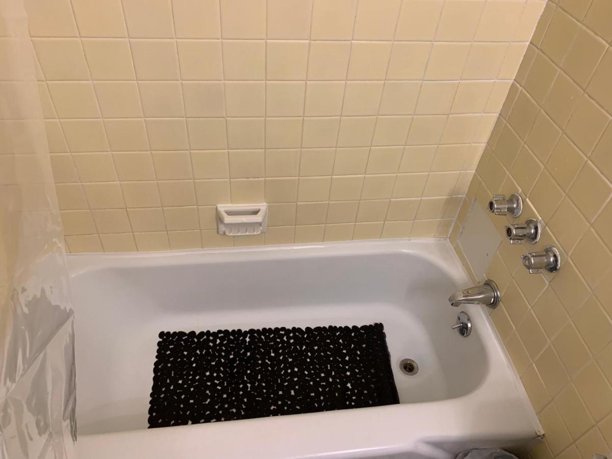 1 Bedroom Downtown Condo Amazing Location*Self Check-In** Атланта Экстерьер фото