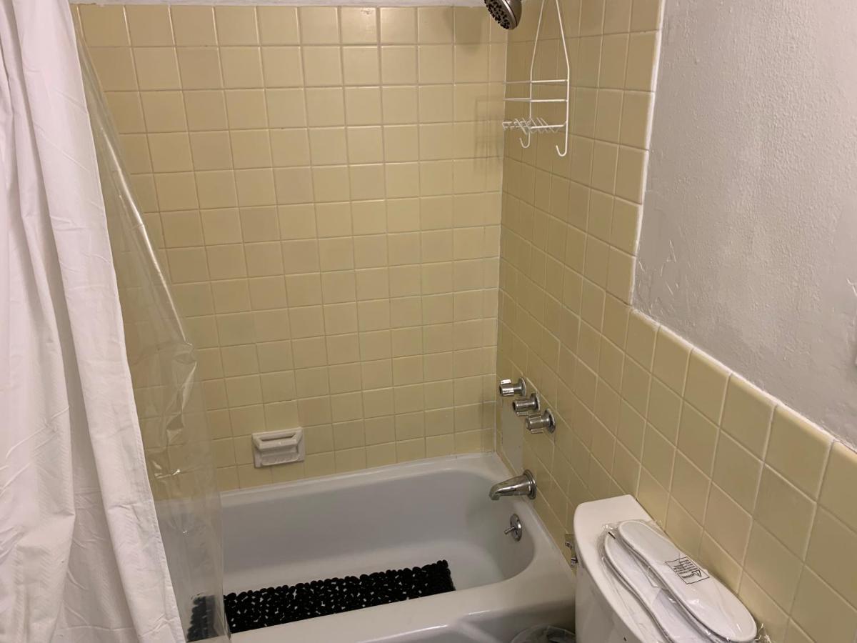 1 Bedroom Downtown Condo Amazing Location*Self Check-In** Атланта Экстерьер фото